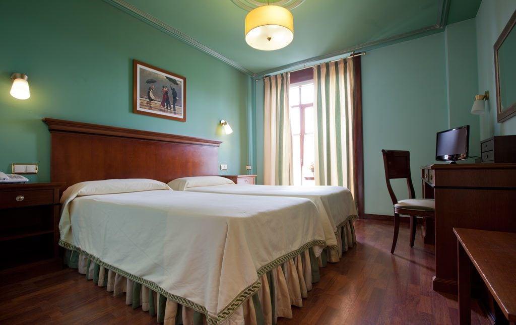 Hotel Azofra Burgos Exterior photo
