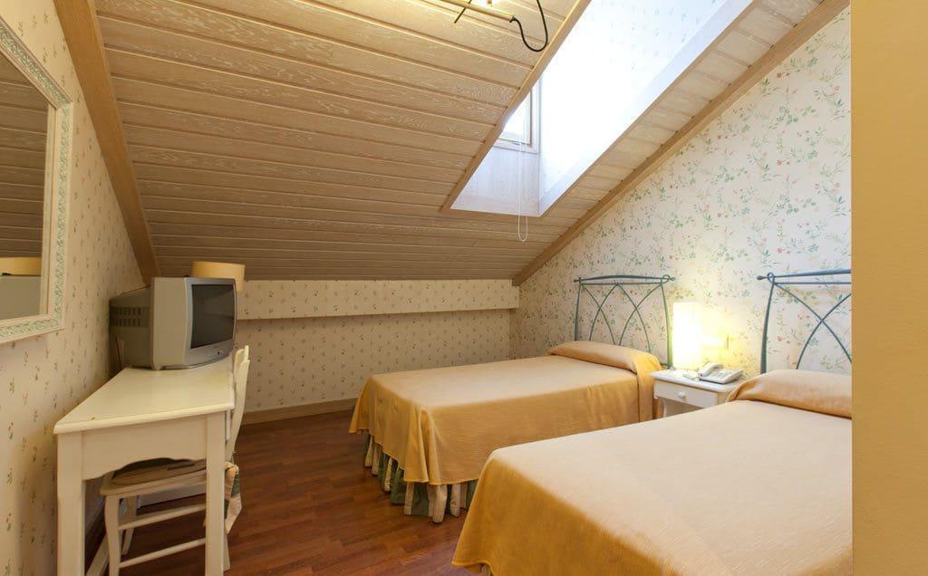 Hotel Azofra Burgos Exterior photo