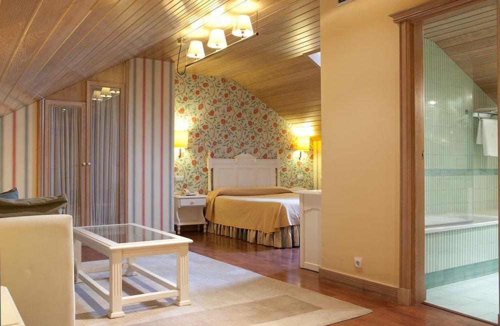 Hotel Azofra Burgos Exterior photo