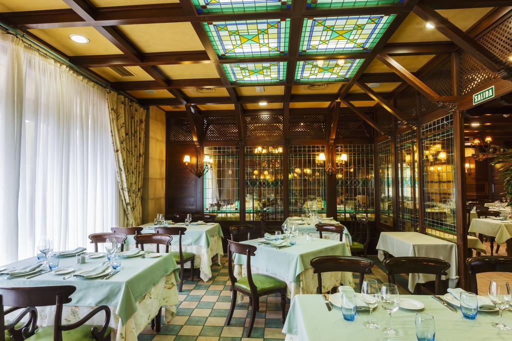 Hotel Azofra Burgos Exterior photo