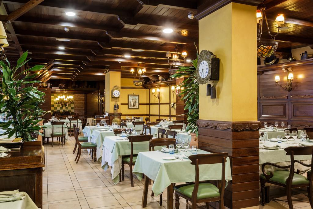 Hotel Azofra Burgos Exterior photo